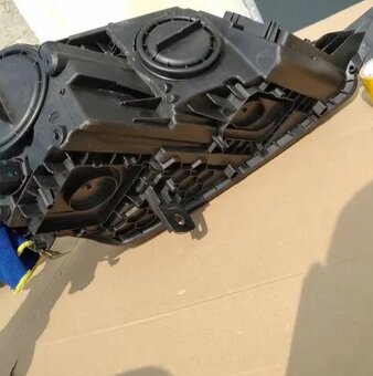 predni svetlo svetla skoda yeti yety levy leve - 6