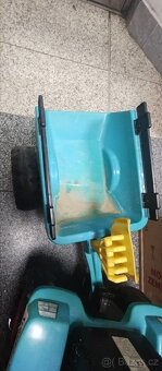 Traktůrek šlapací s přívěsem - 6