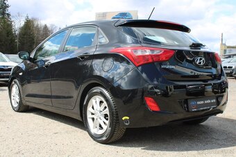Hyundai i30 1,4 CVVT NOVÉ V ČR,TRIKOLOR,2012 - 6