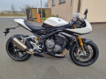 Triumph Speed Triple 1200 RR 3500km r.v. 2023 - 6