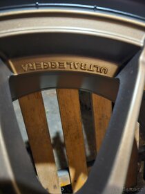 OZ Racing Ultraleggera HLT matt bronze R19 - 6