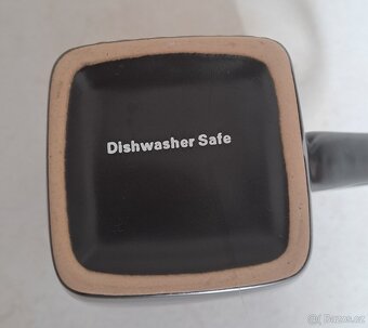 Talíře a hrnek - 6