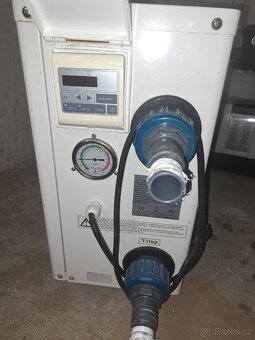 Kompletní set: Bazén Exit Toys
- 6