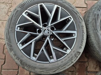 Alu kola Škoda 5x112 7x17 ET46 205/55r17 letní 5E3 601 025 - 6