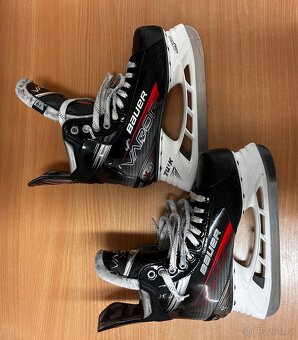 Brusle Bauer Vapor X3 - 6
