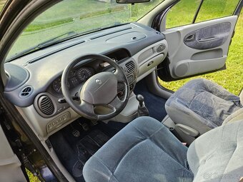 Renault Scenic 1.6 - 6