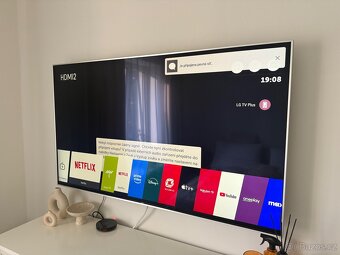 LG Nanocell TV 165cm - 6
