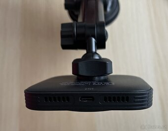Bezdrátová MagSafe nabíječka / držák do auta - ESR, HaloLock - 6
