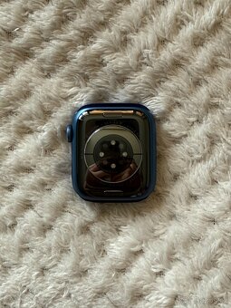 Apple Watch Series 7 41mm Cellular + kožený řemínek zdarma - 6