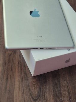 Apple iPad 6. generace 32gb - 6