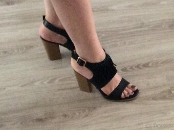 Dámské nové sandály, vel.38. - 6
