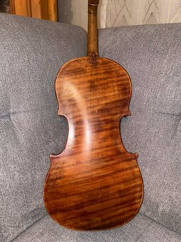 Housle 4/4 - 6