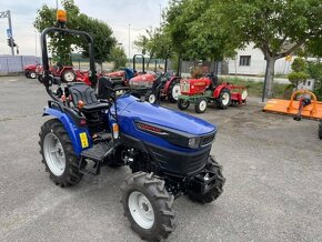 Malotraktor FARMTRAC 26 4WD - 6