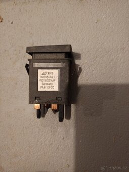 Díly na Sharan, Galaxy, Alhambra
 - 6