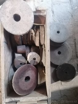 Zemědělské nástroje, brusné kotouče - 6