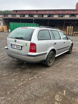 Škoda Octavia 1.8t AGU(combi) - 6