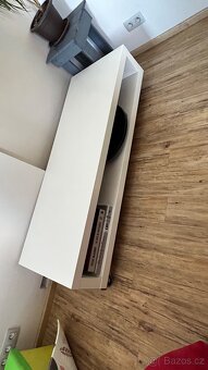 TV stolek s kolečky - 6