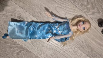 Elsa a Anna, ledové království - 6