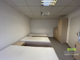 Pronájem, Rodinné domy, 180 m2 - Staré Město, ev.č. 02874 - 6