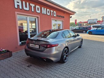 Alfa Romeo Giulia 2.0 Turbo Veloce - 6