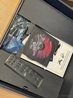 ASUS ROG MAXIMUS IX APEX - Intel Z270, herní základní deska - 6