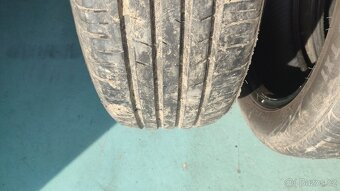 Prodám 4x pneu 195/55r16 cena za vsechny - 6