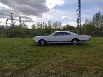 1965 Oldsmobile Delta 88, 2Door - 6