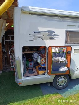 Obytné auto Laika 595 polointegral r.v.2013 - 6
