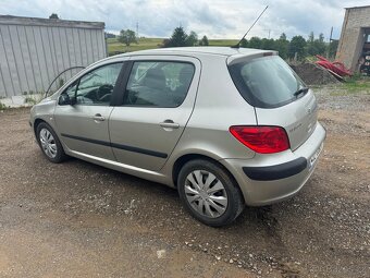 Peugeot 307 - 6