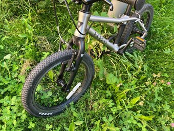 Rascal 16 Titanium - 6