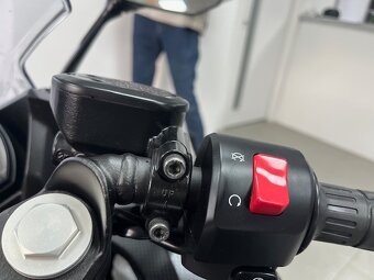 KAWASAKI NINJA 400 - 6