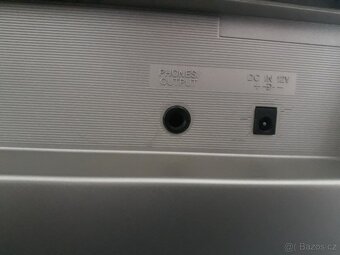 Yamaha DGX-305 portable grand - 6