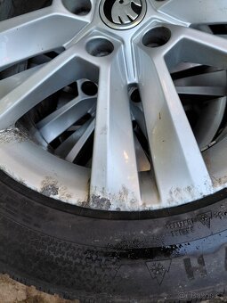 Prodám zimní pneu a originální ALU Škoda Kodiaq R17 - 6