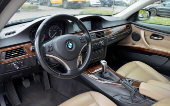 BMW E92 320i / 125 kW / 2. MAJITEL / SKVĚLÝ STAV - 6