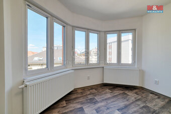Prodej bytu 4+1, 121 m², Cheb, ul. Májová - 6