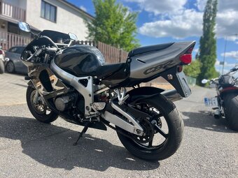 Honda cbr 900 rr Fireblade sc33 facelift - 6