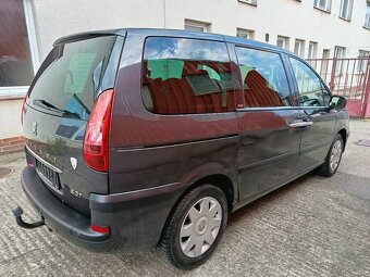 Peugeot 807 2.0 HDI 100 KW 7 Mist 5 sedaček slušní stav - 6