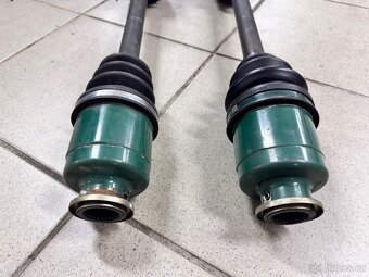 Přední poloosy Subaru Impreza Forester WRXSTI GC/GD/GG 5x100 - 6