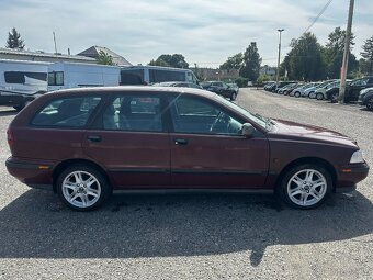 VOLVO V40 1,7i NOVÁ STK - DOBRÝ STAV - 6