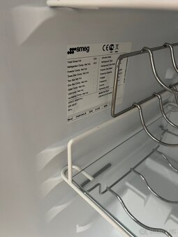 SMEG FAB10 lednice - červená - top stav - 6