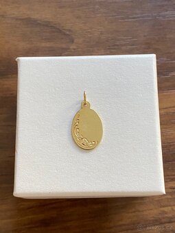 Zlatý přívěsek - 6