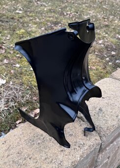 ČZ 125 175 250 deluxe, Sport - podsedlové plechy - 6