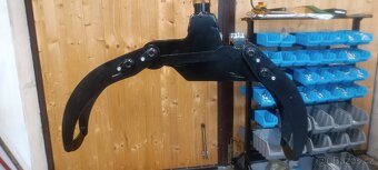 Hydraulický drapak - 6