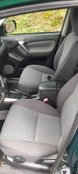 TOYOTA RAF 4x4AUTOMAT - 6