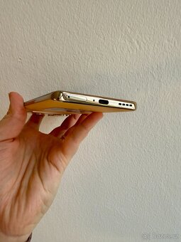Infinix Zero 30 5G, 12GB + 8 GB RAM, 256 GB, mezinárodní - 6