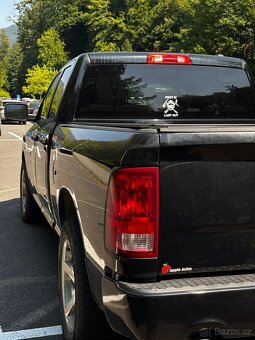 Dodge Ram 5.7hemi - 6