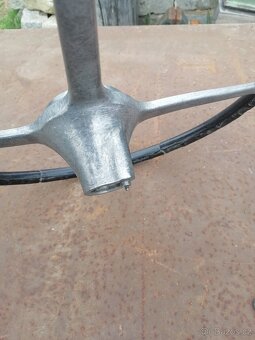 Volant asi na předválečný Mercedes - 6