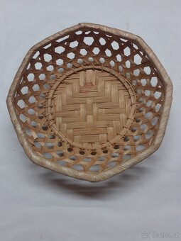 Proutěné věci - 6