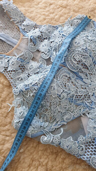 Luxusní plesové šaty - 6