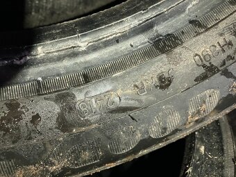 2ks celoroční GOODYEAR VECTOR 4SEASONS 185/60R15 - 6